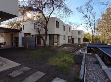 Casa de 5 ambientes, Córdoba · Vendo Duplex 3 Dorm. con Cochera en La Carolina