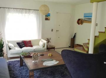 Casa · 181m² · 4 Ambientes · 1 Cochera · Casa Chalet en Venta en El Talar, Tigre, G. B. a. Zona Norte
