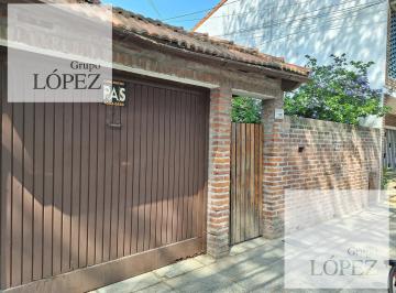 Casa · 165m² · 4 Ambientes · 1 Cochera · Casa en Venta en Olivos 3 Dorm. 2 Baños