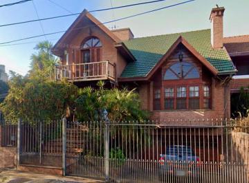 Casa de 4 ambientes, Quilmes · Venta Chalet 4 Dorm. C/ Garage y Pileta Bernal Centro