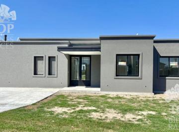 Casa · 180m² · 6 Ambientes · Casa en Venta en San Matias