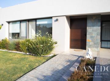 Casa · 180m² · 4 Ambientes · Casa en Santa Juana