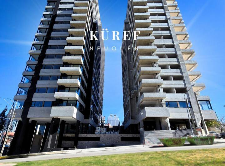 Desarrollo vertical · Torres Küref - San Juan 1076