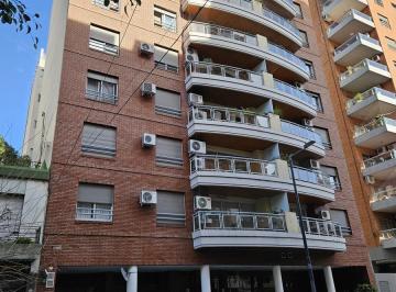 Departamento · 76m² · 3 Ambientes · Excelente 3 Ambientes con Cocina Comedor Independiente, 2 Baños Completos, Suite Mas Vestido en Impo