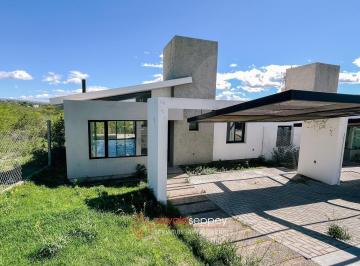 Casa · 100m² · 4 Ambientes · 2 Cocheras · Casa en Venta en Salsipuedes - a Estrenar con Excelentes Terminaciones - 2 Dorm.