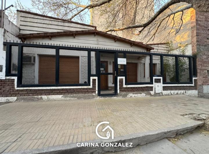 Casa · 196m²