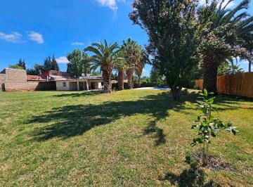 Casa · 125m² · 3 Dormitorios · 2 Cocheras · Casa Quinta · Venta · 1.630 m² de Terreno· Guaymallen · 3 Dorm.