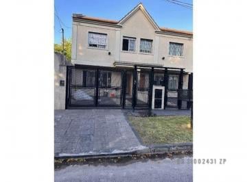 Casa · 88m² · 4 Ambientes · 1 Cochera · Carapachay - Casa Duplex Venta 4 Ambientes Usd 168.000 Apto Credito