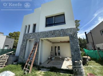 Casa · 170m² · 5 Ambientes · Casa en Venta de 5 Ambientes a Estrenar en Barrio Cerrado La Reserva de Hudson, Berazategui