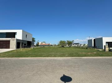 Terreno , Berazategui · Venta Lote en Barrio Privado Villalobos