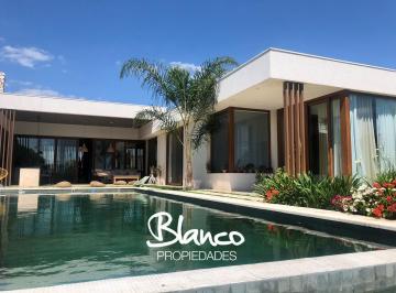 Casa · 186m² · 4 Ambientes · 3 Cocheras · Casa en Alq. Temporario en El Cantón Norte, El Cantón, Escobar