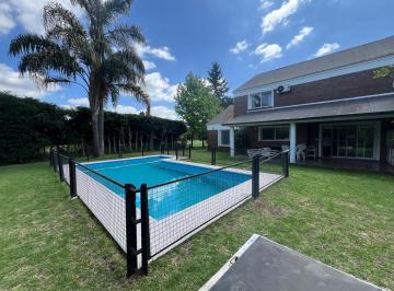 Casa · 870m² · 5 Ambientes · Casa en Venta en Club de Campo Boca Ratón, Pilar