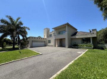 Foto · Casa de 4 Dorm. en Venta en El Country El Bosque