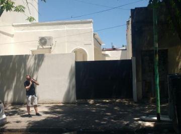 Casa de 5 ambientes, Villa Santa Rita · Dueño Directo Alquila Casa Uso Vivienda y Comercial