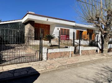 Casa · 180m² · 5 Ambientes · 2 Cocheras · Oportunidad Venta Casa - Villa Carlos Paz, Cordoba