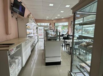 Local comercial , Lanús · Local Comercial en Venta con Galpon en Lanus