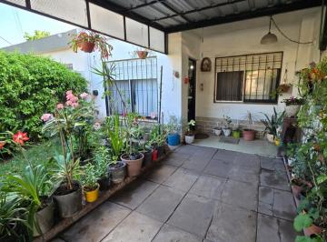PH · 80m² · 3 Ambientes · 1 Cochera · Casa PH Dos Dorm. Parque Ituzaingo Apto Credito