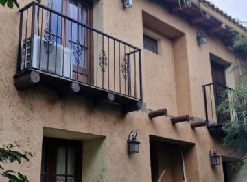 Casa · 346m² · 5 Ambientes · 2 Cocheras · Casa Country Cinco Lomas en Venta 4 Dorm y Pileta.