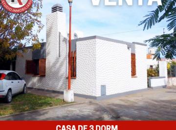 Casa · 110m² · 5 Ambientes · 1 Cochera · Casa - Viedma