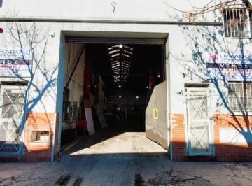 Bodega-Galpón , Lanús · Venta de Galpón Industrial 1200 m² en Planta