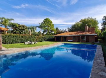 Casa · 228m² · 5 Ambientes · 2 Cocheras · Venta Casa 2 Dorm. Funes