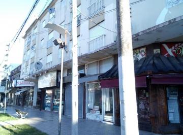 Departamento de 1 ambiente, Santa Teresita · Departamento Sobre Peatonal