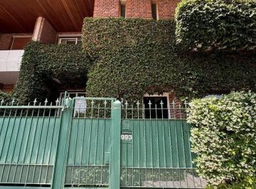 Casa · 160m² · 4 Ambientes · Casa de 5 Ambientes - Castelar Norte