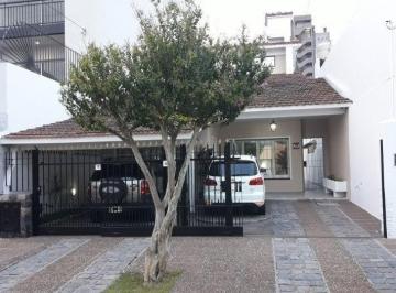 KNK-KNK-4692_2 · Oportunidad Venta Casa 5 Amb Centro de San Justo con Cochera
