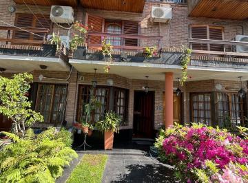 Entrada · Casa Tipo Tríplex en Venta. Oportunidad. Apto Crédito