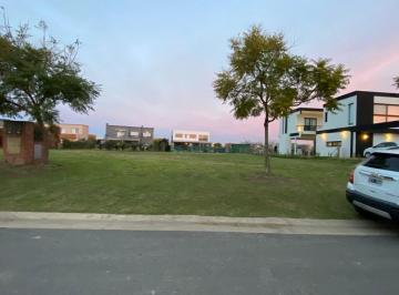 Terreno · 649m² · Venta Lote en Vistas - Puertos del Lago