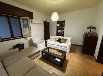PH · 115m² · 4 Ambientes · PH 4 Ambientes con Gran Patio. San Isidro.