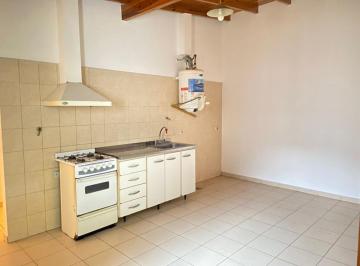 PH de 2 ambientes, Mataderos · Hermoso PH de 2 Amb. con Patio Sin Expensas!