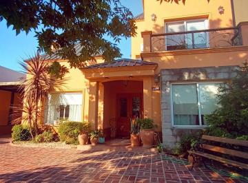 Casa de 4 ambientes, Esteban Echeverría · Venta Monte Grande Barrio Mirasoles Chalet C/ Cochera Quincho Galeria y Pileta
