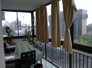 Departamento · 115m² · 4 Ambientes · 1 Cochera · Amplio Departamento 4 Ambientes en Venta en Vicente Lopez con Vista Al Rio