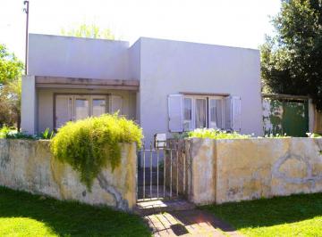 JSP-JSP-4047_2 · Venta de Casa en 46 Esquina 136 Gambier, La Plata