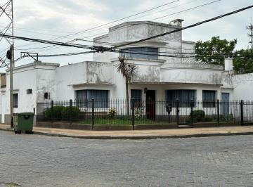 MDG-MDG-620_2 · Vivienda Esquina Muy Bien Ubicada Centrica - 6 Amb