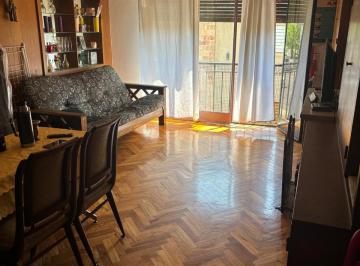 Departamento de 2 ambientes, Velez Sarsfield · Departamento en Venta Dos Ambientes Ubicado en Liniers, Primer Piso, con Balcon Frances