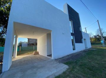 Casa de 4 ambientes, Río Ceballos · Venta Casa 3 Dorm. - Apta Crédito - 2 Baños - Villa Catalina - Escritura