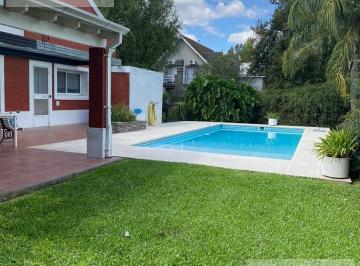Casa · 271m² · 6 Ambientes · Venta/alquiler - Casa en El Lauquen
