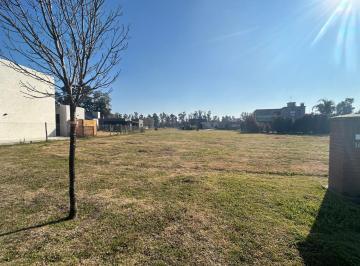 Terreno · 490m² · Venta Lote Interno 490 m² en Barrio Privado Santo Tomas