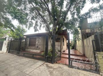 Casa · 65m² · 2 Ambientes · 1 Cochera · Casa en Adrogue