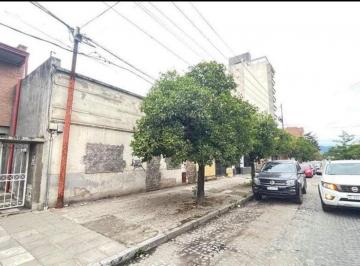 Terreno · 240m² · 2 Cocheras · Terreno en Venta