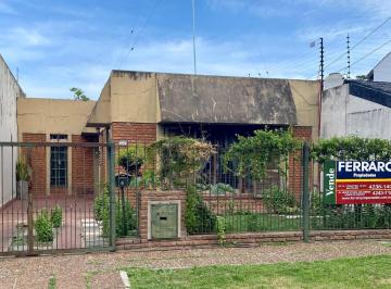 Casa de 3 ambientes, Almirante Brown · Casa en Venta