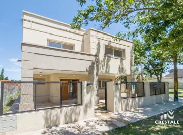 Casa · 164m² · 5 Ambientes · 2 Cocheras · Venta Casa 3 Dorm. Funes
