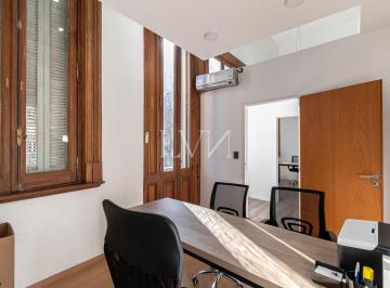Oficina comercial · 131m² · 6 Ambientes · Venta Oficina 6 Ambientes en Microcentro