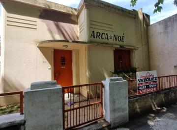 Casa · 100m² · 3 Ambientes · 1 Cochera - Rodolfo Vazquez PROPIEDADES · Casa en Exelente Ubicacion Comercial!