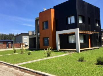 Departamento · 30m² · 1 Ambiente · 1 Cochera · Monoambiente en Venta en Barrio Entre Pinos
