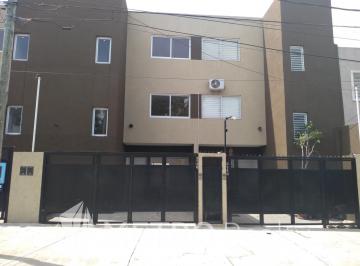 Frente · Dúplex en Venta de 3 Ambientes en Olivos