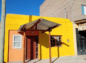Casa de 3 ambientes, Piedra del Águila · Casa en Venta con Local Comercial