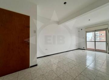Departamento · 65m² · 3 Ambientes · 1 Cochera · Departamento en Venta, 2 Dorm., Zona Centro